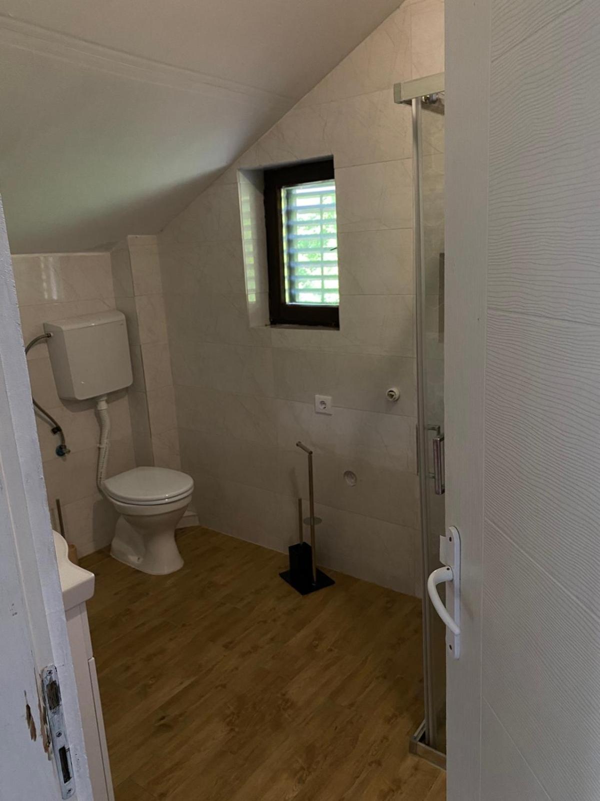 Tina Appartement Tekija  Buitenkant foto