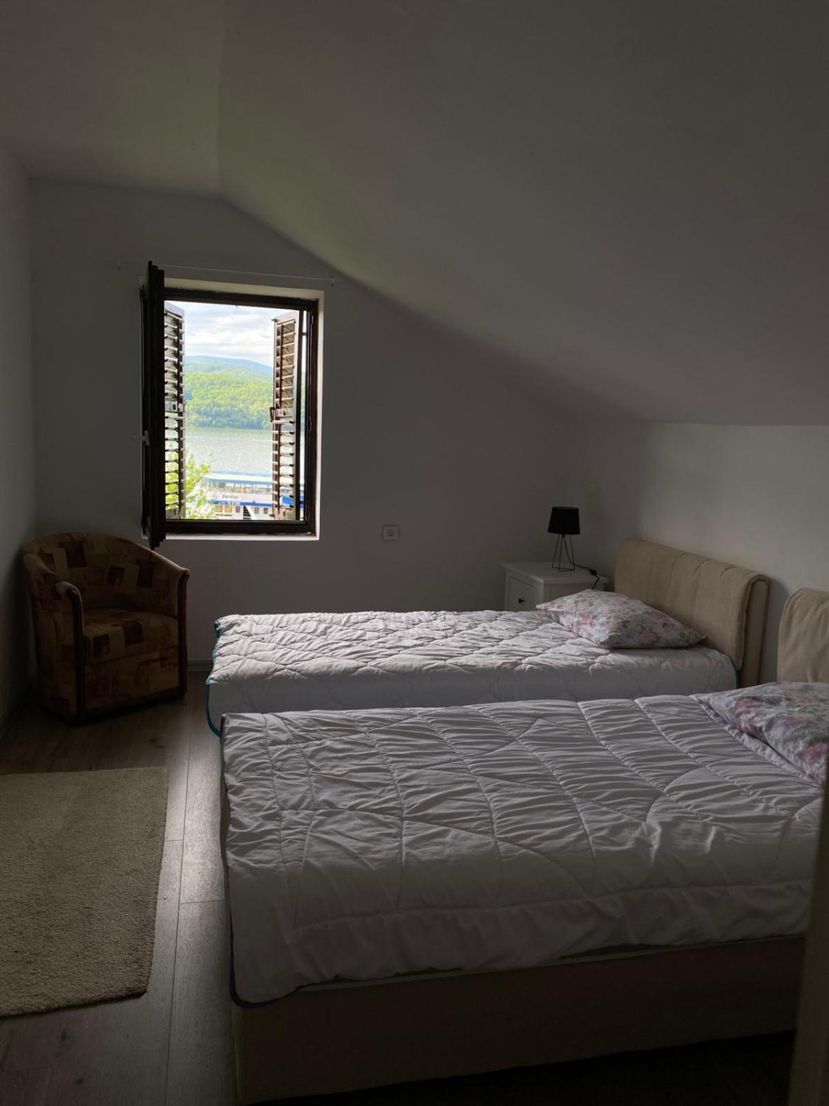Tina Appartement Tekija  Buitenkant foto